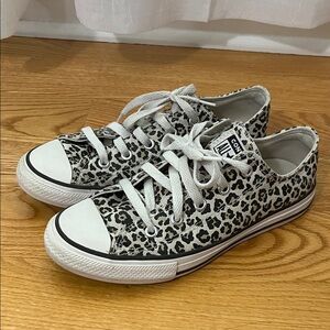 Converse Kids Sneakers - Black and White Leopard Print